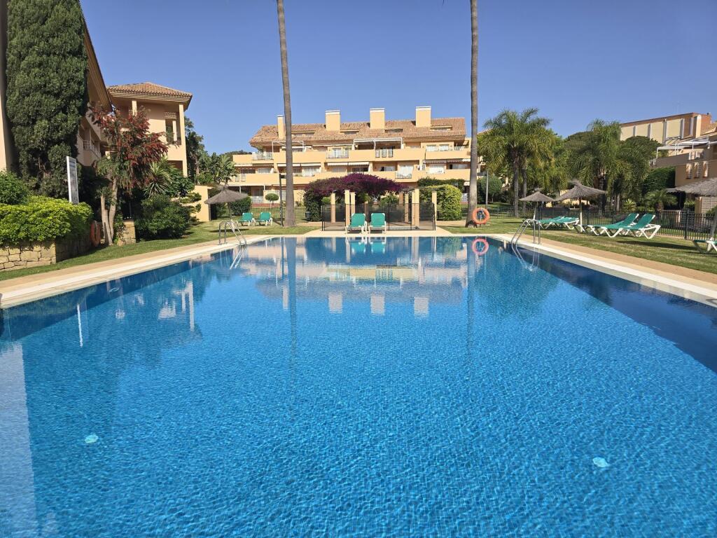 2 bedrooms Penthouse in Marbella, Spain No. 176159