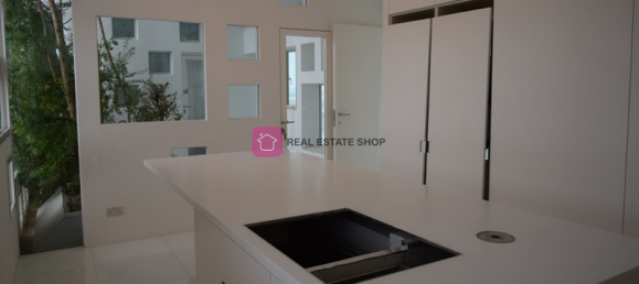 Apartamento de 4 dormitorios en Nicosia, Cyprus No. 18382 4