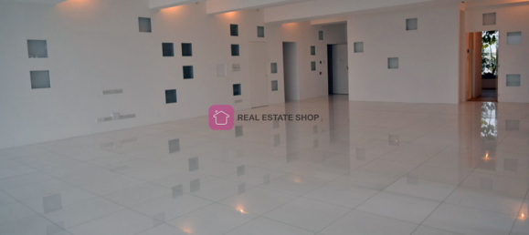 Apartamento de 4 dormitorios en Nicosia, Cyprus No. 18382 8