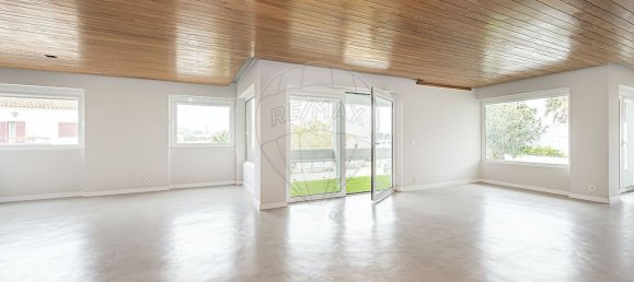 4 bedrooms House in Loures, Portugal No. 46396 8