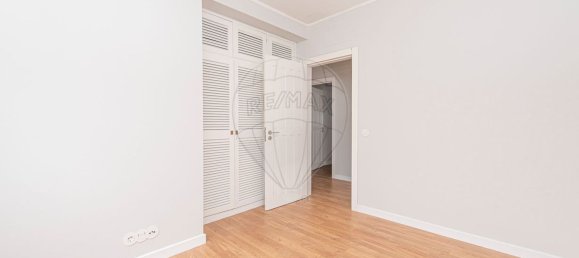 4 bedrooms House in Loures, Portugal No. 46396 18