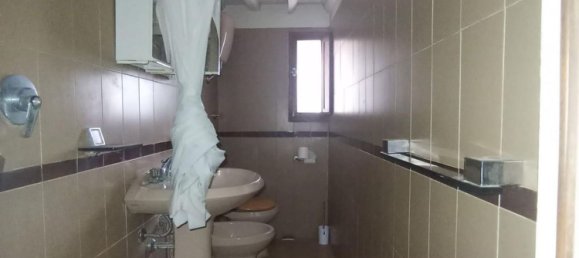 5 bedrooms House in San Giuliano Terme, Italy No. 343259 7