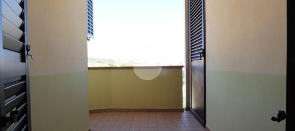 Квартира с 2 спальнями в Торторето, Италия № 371377 10