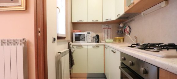 Квартира с 2 спальнями в Торторето, Италия № 371377 5