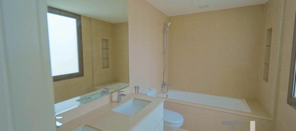 3 bedrooms Townhouse in Town Square, UAE No. 94577 7