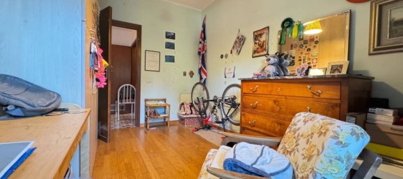 3 bedrooms Apartment in Corciano, Italy No. 49322 18