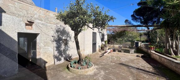 Casa de 3 habitaciónes en Ostuni, Italy No. 23109 2