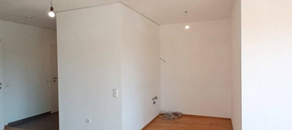 3 rooms Apartment in Traismauer, Austria No. 226051 4