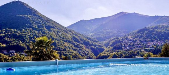 4 chambres Villa à Dizzasco, Italy No. 81647 5