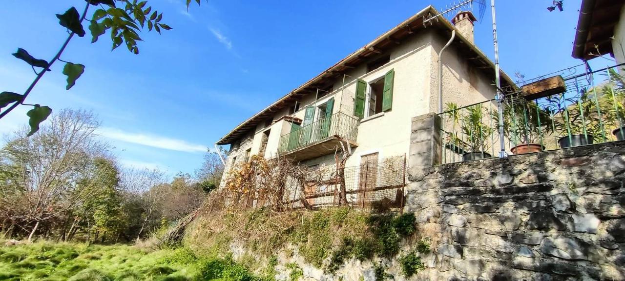 3 rooms House in Veleso, Italy No. 152441