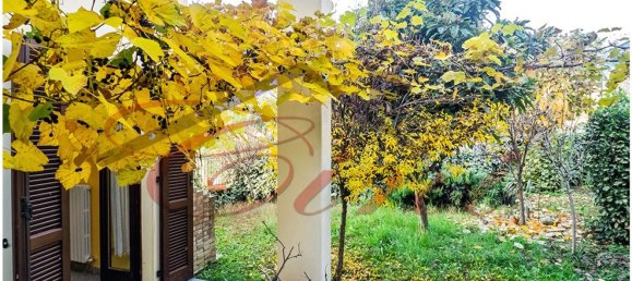 4 rooms Villa in Lecco, Italy No. 63789 12