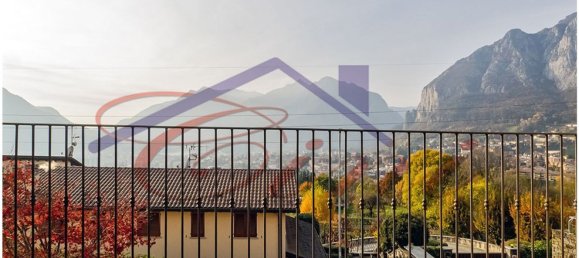 4 rooms Villa in Lecco, Italy No. 63789 2