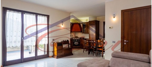 4 rooms Villa in Lecco, Italy No. 63789 3