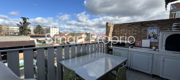 4 chambres Maison à Riom, France No. 195152 2