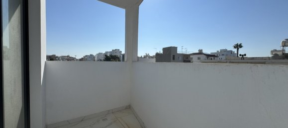 3 Schlafzimmer Wohnung in Larnaca, Zypern, Nr. 174131 21