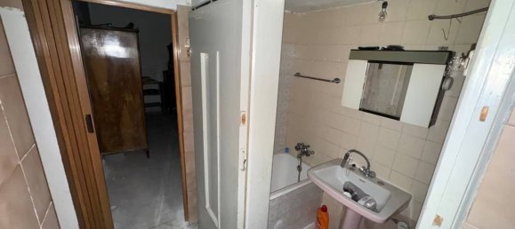 3 rooms Apartment in Barletta, Italy No. 23454 14