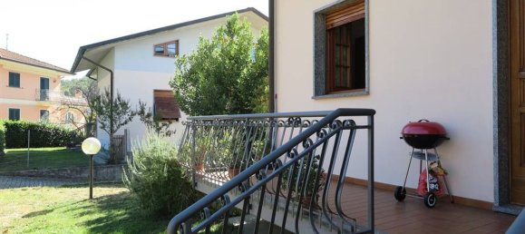 9 rooms Villa in Aulla, Italy No. 251216 4