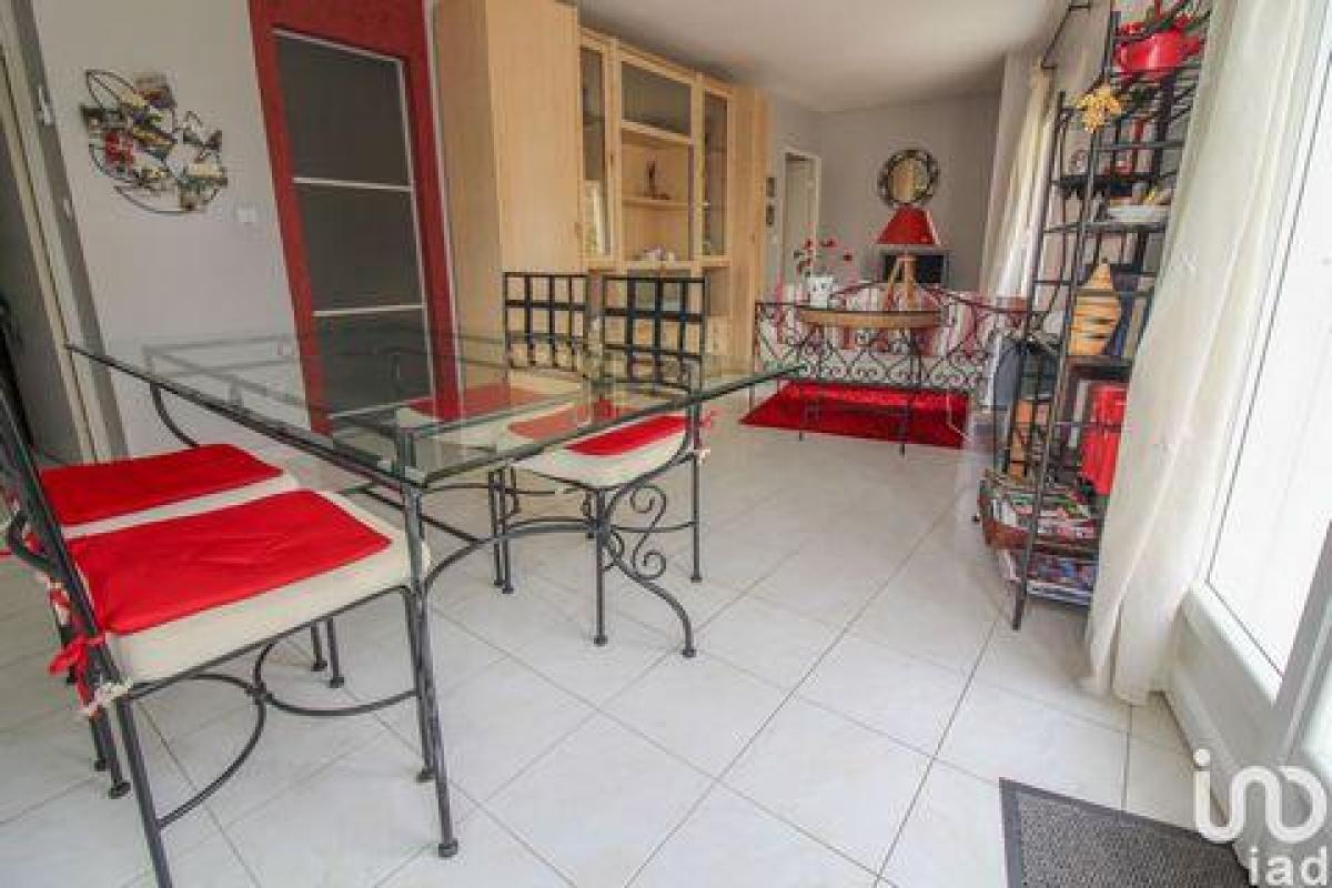 Студия в кондо  в Фонтенбло, Франция № 30208