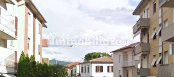 5-salle Appartement à Vinci, Italy No. 11985 27