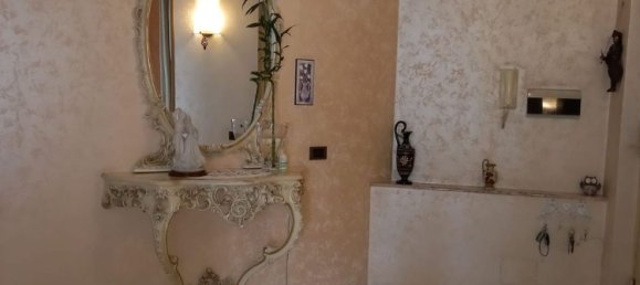 5 bedrooms Apartment in Somma Vesuviana, Italy No. 347457 17