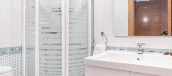 2 bedrooms Apartment in Gijon, Spain No. 166260 19