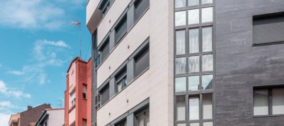 2 bedrooms Apartment in Gijon, Spain No. 166260 2