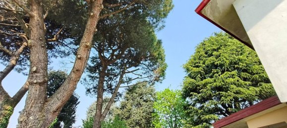 6 bedrooms Villa in Vicenza, Italy No. 328057 9