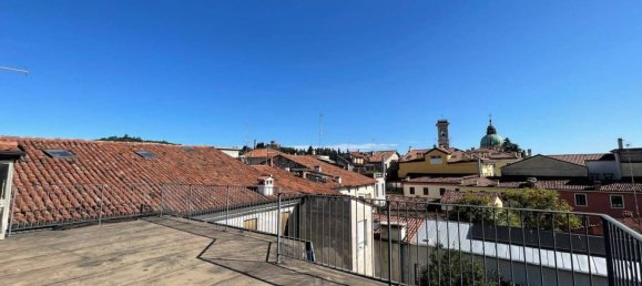 8 bedrooms House in Arzignano, Italy No. 280624 2