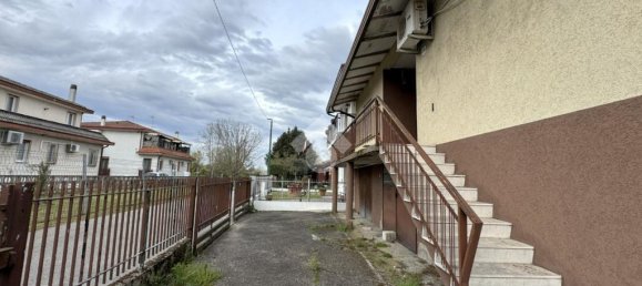 2 bedrooms Villa in Venice, Italy No. 264046 4