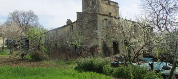 18-salle Maison à Todi, Italy No. 104364 16