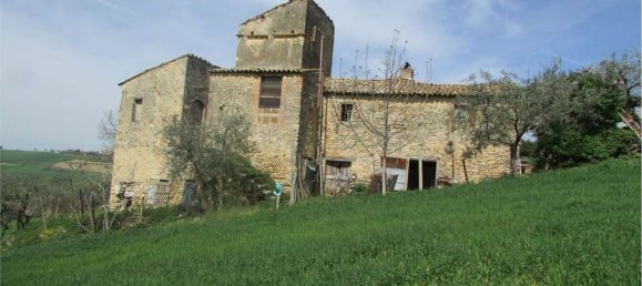 18-salle Maison à Todi, Italy No. 104364 15