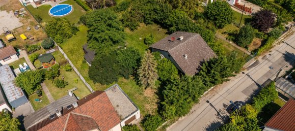  Land in Vienna, Austria No. 196561 2