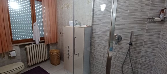 6 rooms Apartment in Rimini, Italy No. 207802 16