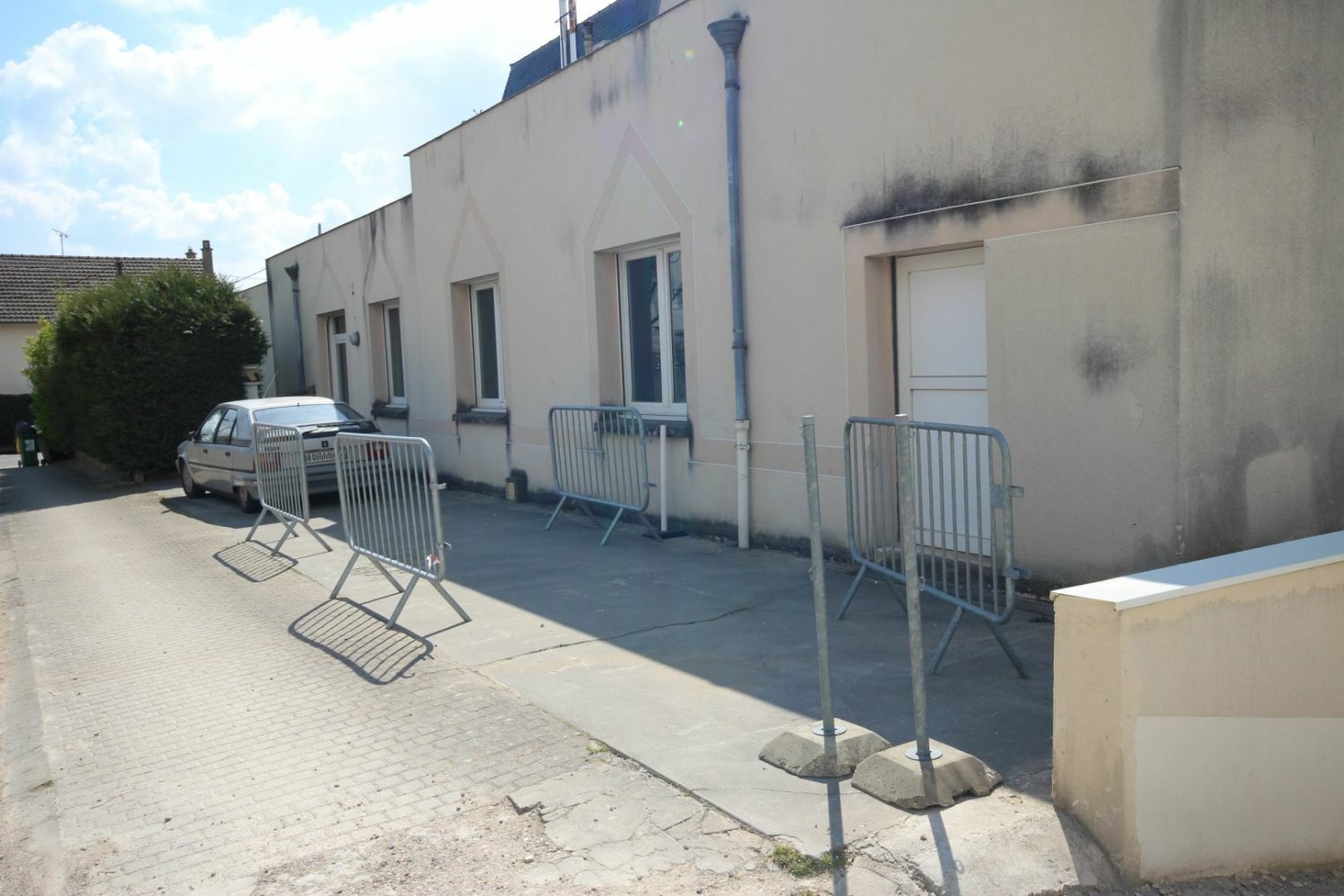 4 rooms House in Clamart, France No. 175779