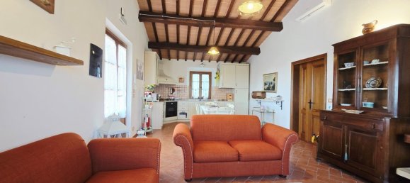 3 bedrooms House in Sinalunga, Italy No. 323228 12