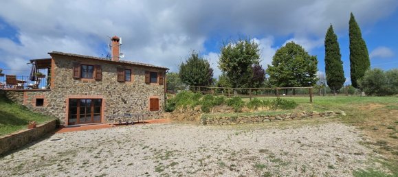 3 bedrooms House in Sinalunga, Italy No. 323228 4