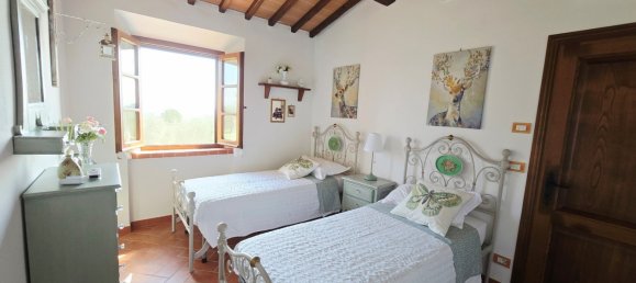 3 bedrooms House in Sinalunga, Italy No. 323228 15