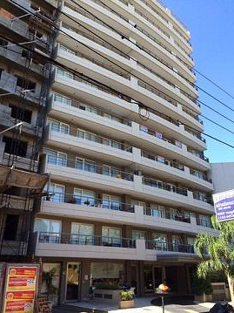 Entrepôt à General San Martin, Argentina No. 27688