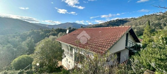 2 bedrooms Villa in Civezza, Italy No. 105873 6