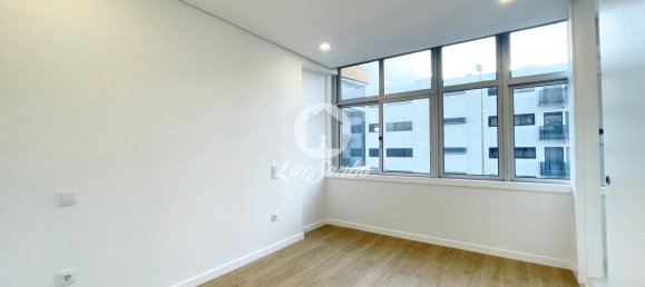 Квартира с 2 спальнями в Повуа ди Варзин, Португалия № 57784 23