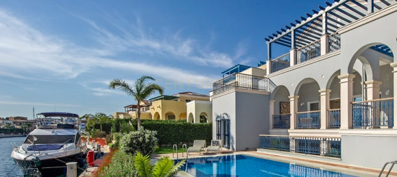 6 bedrooms Villa in Limassol, Cyprus No. 10580 7