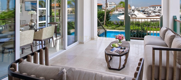 6 bedrooms Villa in Limassol, Cyprus No. 10580 16