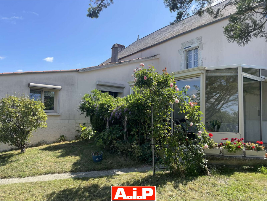 4 bedrooms House in Vendee, France No. 294334