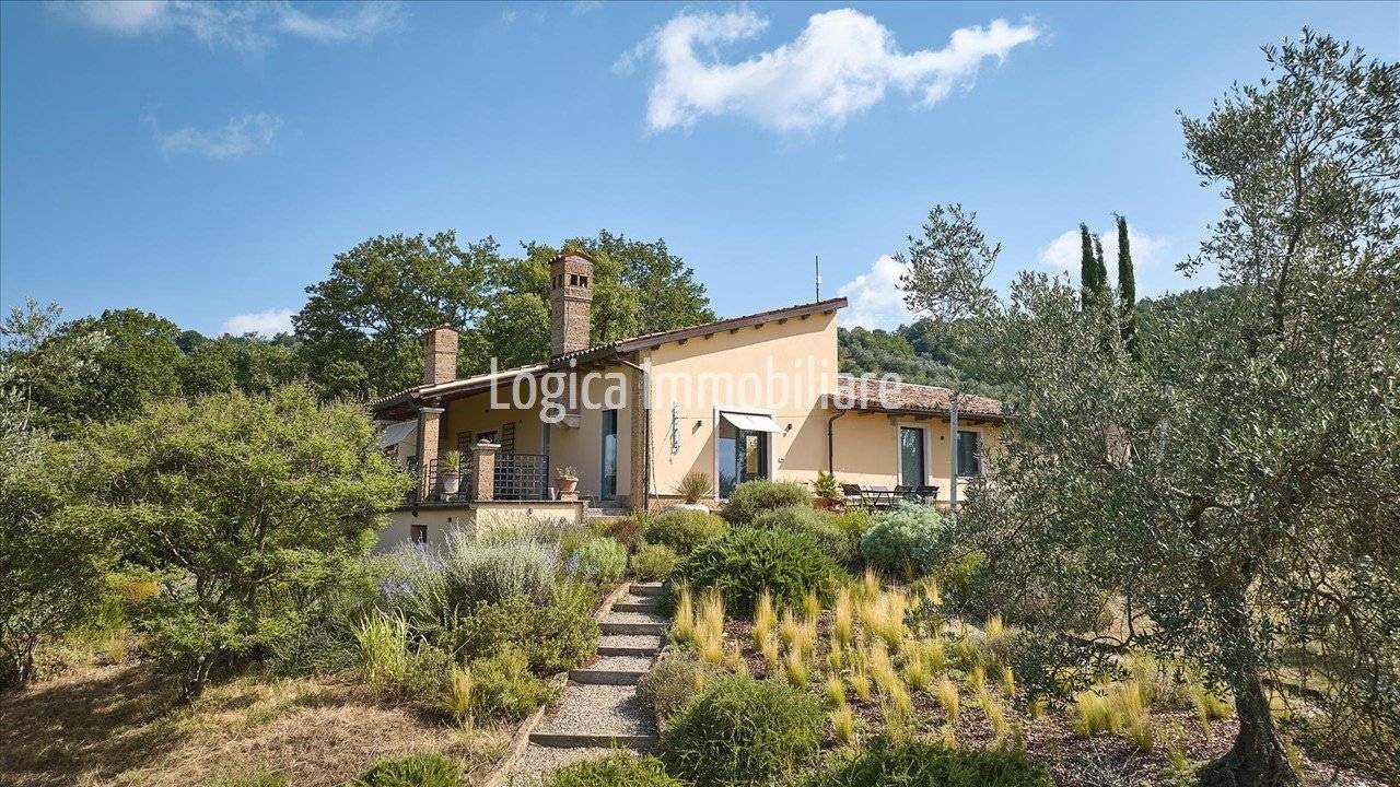 Villa de 5 dormitorios en Ficulle, Italy No. 272969