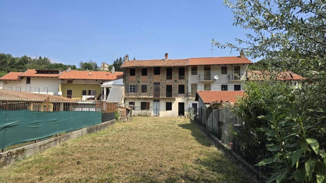 Casa de 4 habitaciónes en Zimone, Italy No. 146353