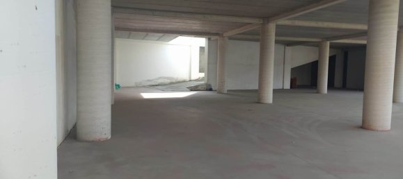 1270m² Warehouse in Sanremo, Italy No. 104723 6