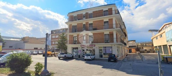 2 bedrooms Apartment in Avezzano, Italy No. 348155 2