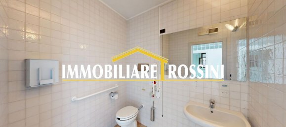 111m² Office in Bodio Lomnago, Italy No. 16310 15