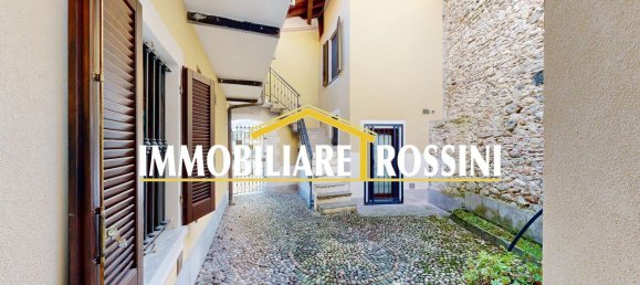 111m² Office in Bodio Lomnago, Italy No. 16310 23