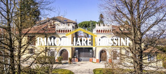 111m² Office in Bodio Lomnago, Italy No. 16310 3